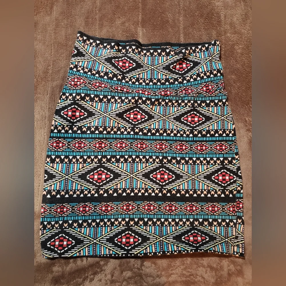 Charlotte Russe • skirt • size small - Picture 1 of 3
